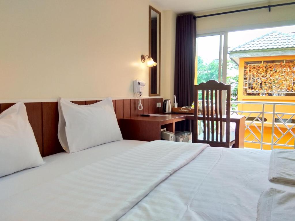 Baan Wanchart Baan Wanchart