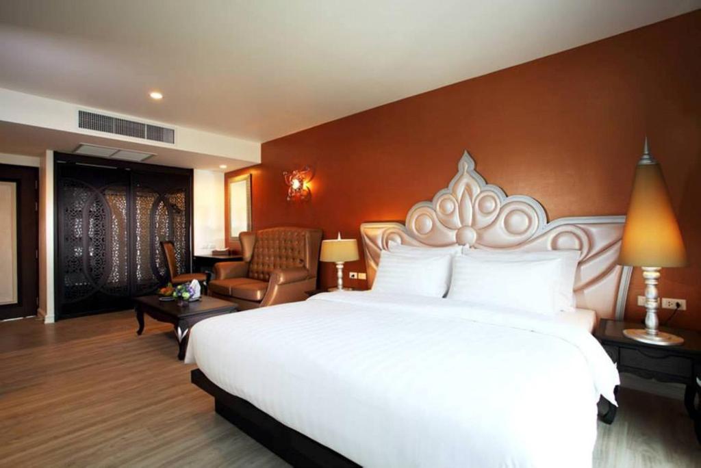 Chillax Resort Chillax Resort