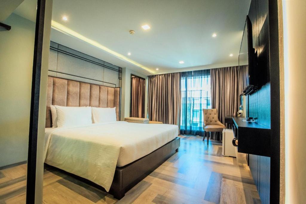 First Pride Hotel Bangkok First Pride Hotel Bangkok