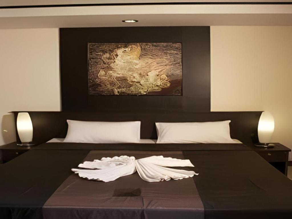 Grand Pinnacle Hotel Grand Pinnacle Hotel