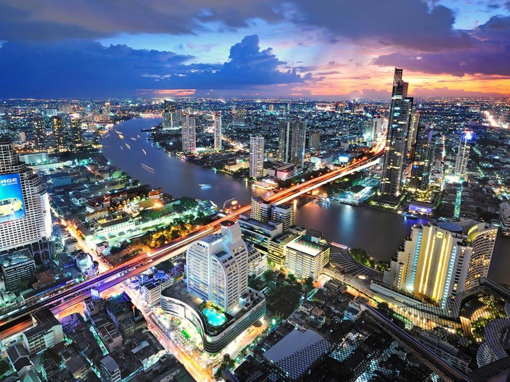 Centre Point Plus Hotel Silom - Newly Renovated Centre Point Plus Hotel Silom - Newly Renovated