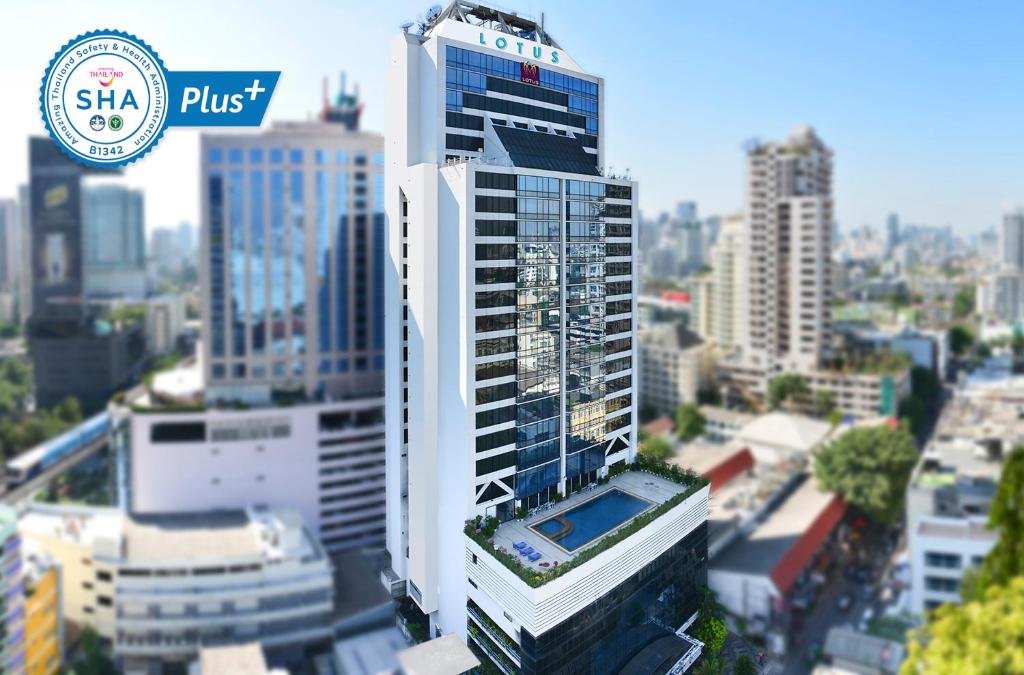Bangkok Hotel Lotus Sukhumvit 33 by Compass Hospitality Bangkok Hotel Lotus Sukhumvit 33 by Compass Hospitality