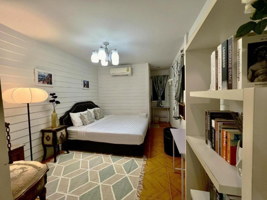 Ban Thungdang Housetel Bangkok