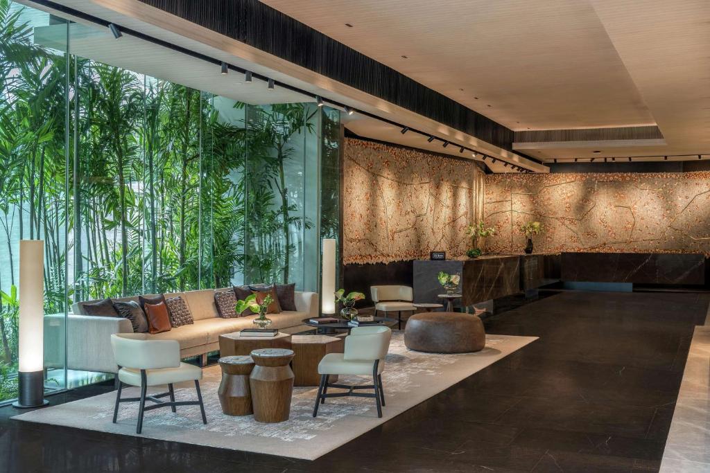 DoubleTree by Hilton Bangkok Ploenchit DoubleTree by Hilton Bangkok Ploenchit