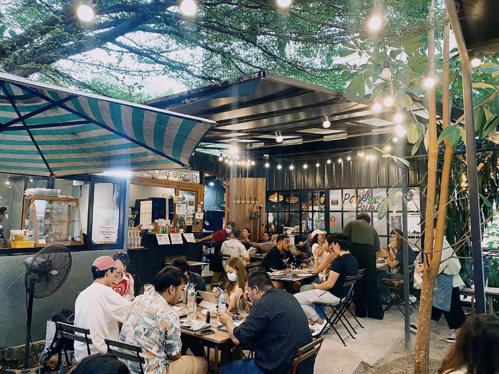 The Yard Bangkok Hostel The Yard Bangkok Hostel