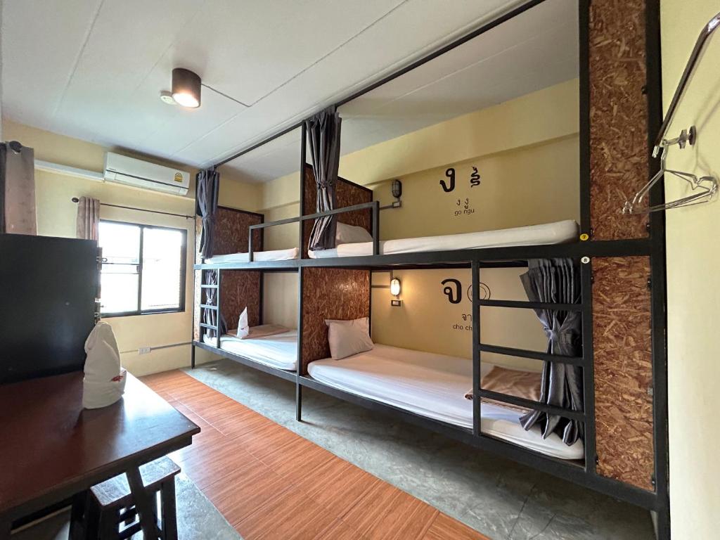 Hide Bangkok Hostel Hide Bangkok Hostel