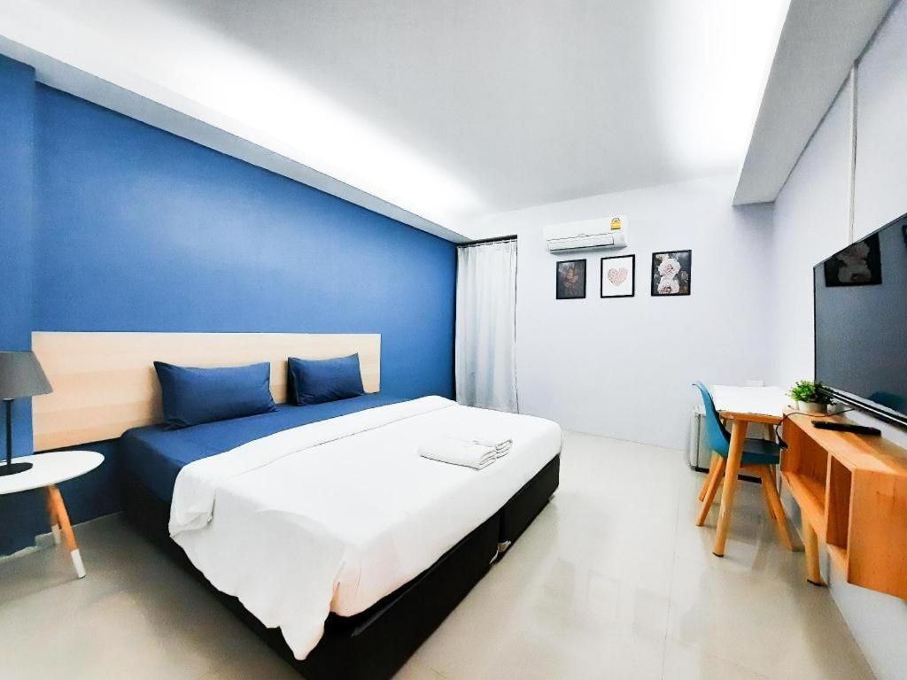 Your Place Hotel Your Place Hotel