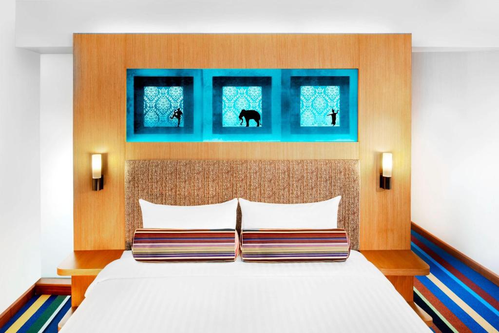 Aloft Bangkok - Sukhumvit 11 Aloft Bangkok - Sukhumvit 11