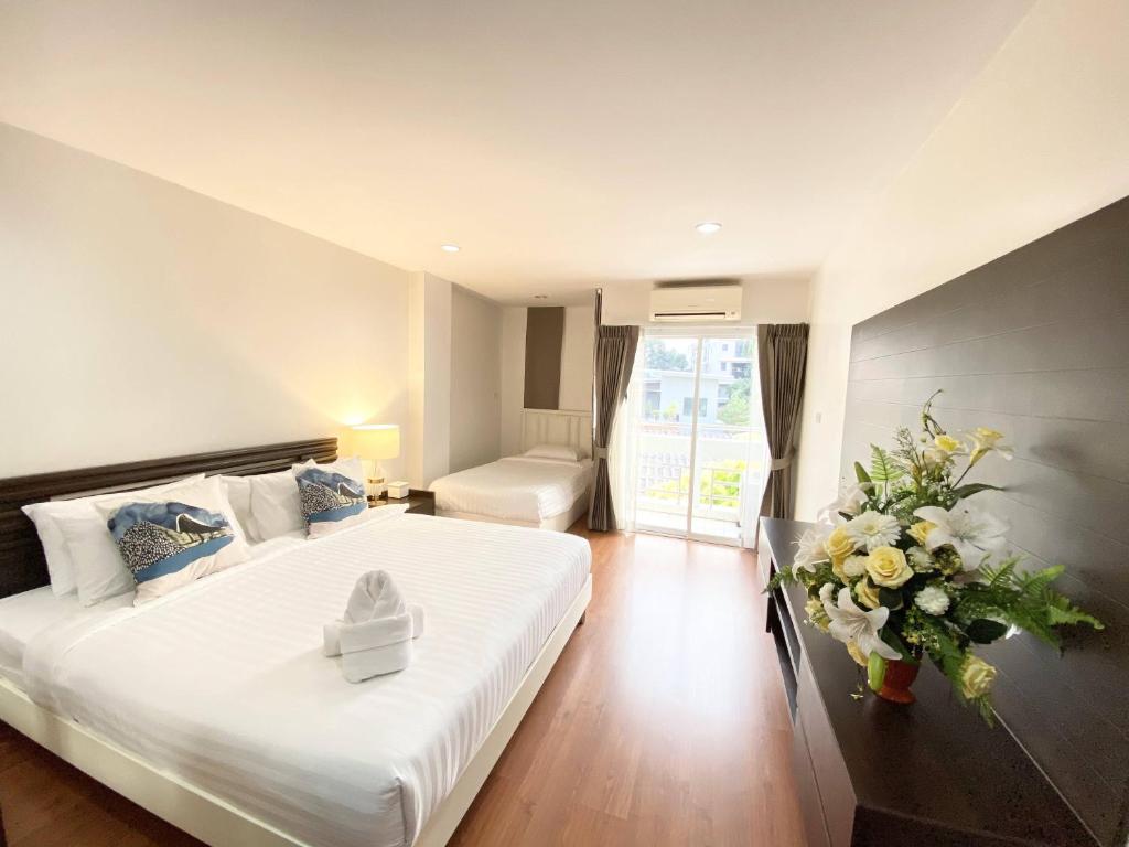 14 Place Sukhumvit Suites 14 Place Sukhumvit Suites