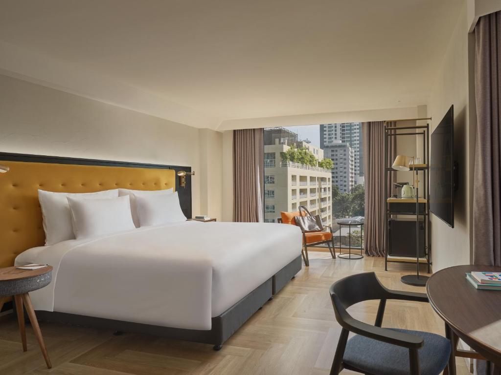 Public House Bangkok, a Member of Design Hotels Public House Bangkok, a Member of Design Hotels