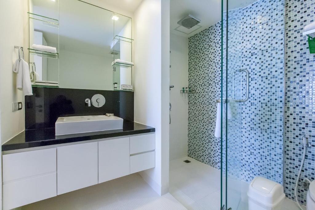 Oakwood Residence Sukhumvit 24 Bangkok Oakwood Residence Sukhumvit 24 Bangkok