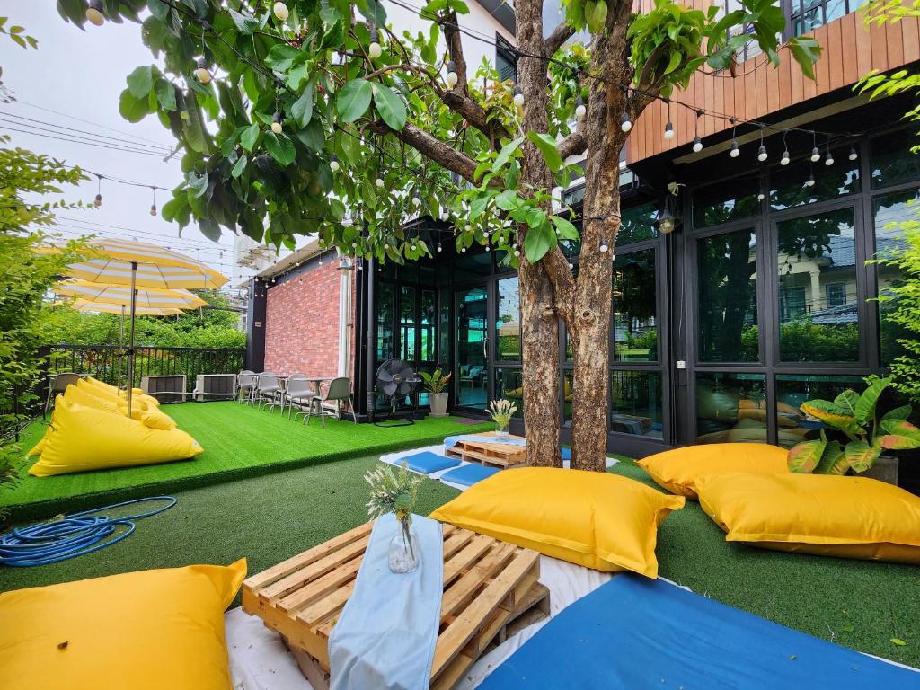 Wayha Hostel Don Mueang Airport Wayha Hostel Don Mueang Airport