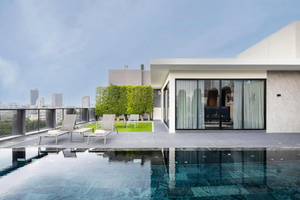 Walton Suites Sukhumvit Walton Suites Sukhumvit