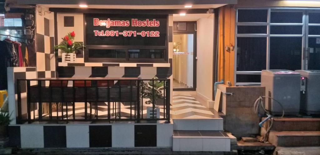 Benjamas hostels Benjamas hostels