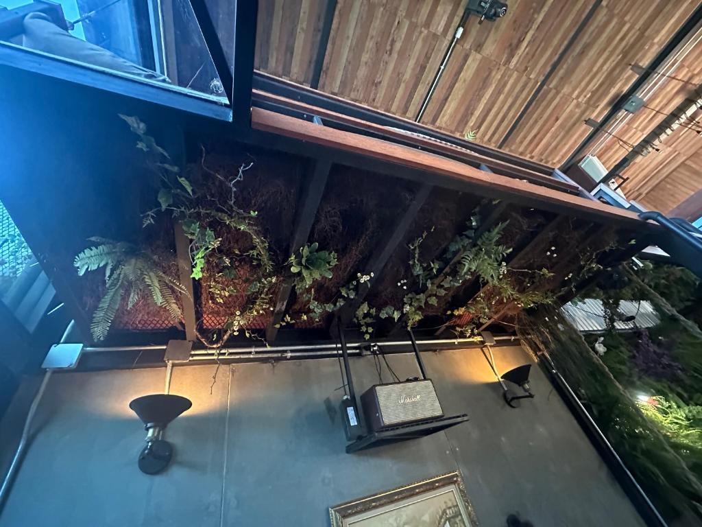 New York Loft & Japanese Magic by V4SKIN New York Loft & Japanese Magic by V4SKIN