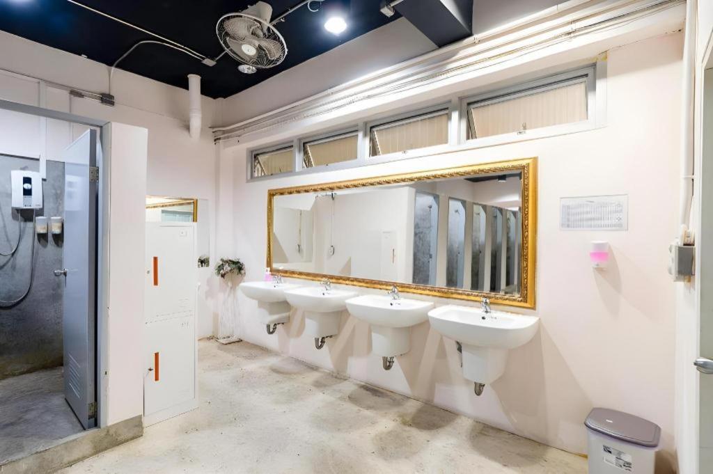 Art Hotel Sanamchai