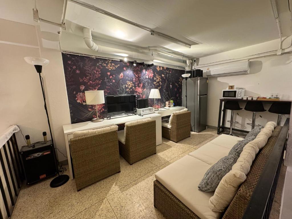 Twenty Two Place Hostel - Sukhumvit 22 Twenty Two Place Hostel - Sukhumvit 22