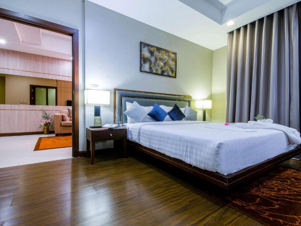 Grand Mercure Bangkok Asoke Residence Grand Mercure Bangkok Asoke Residence