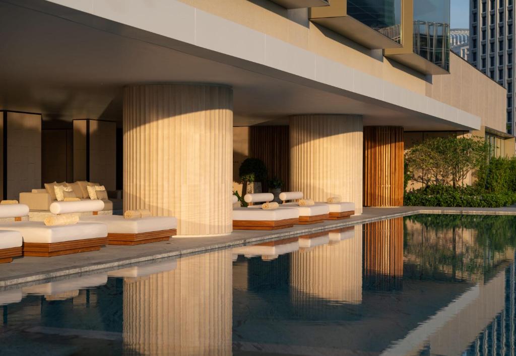 Dusit Thani Bangkok Dusit Thani Bangkok