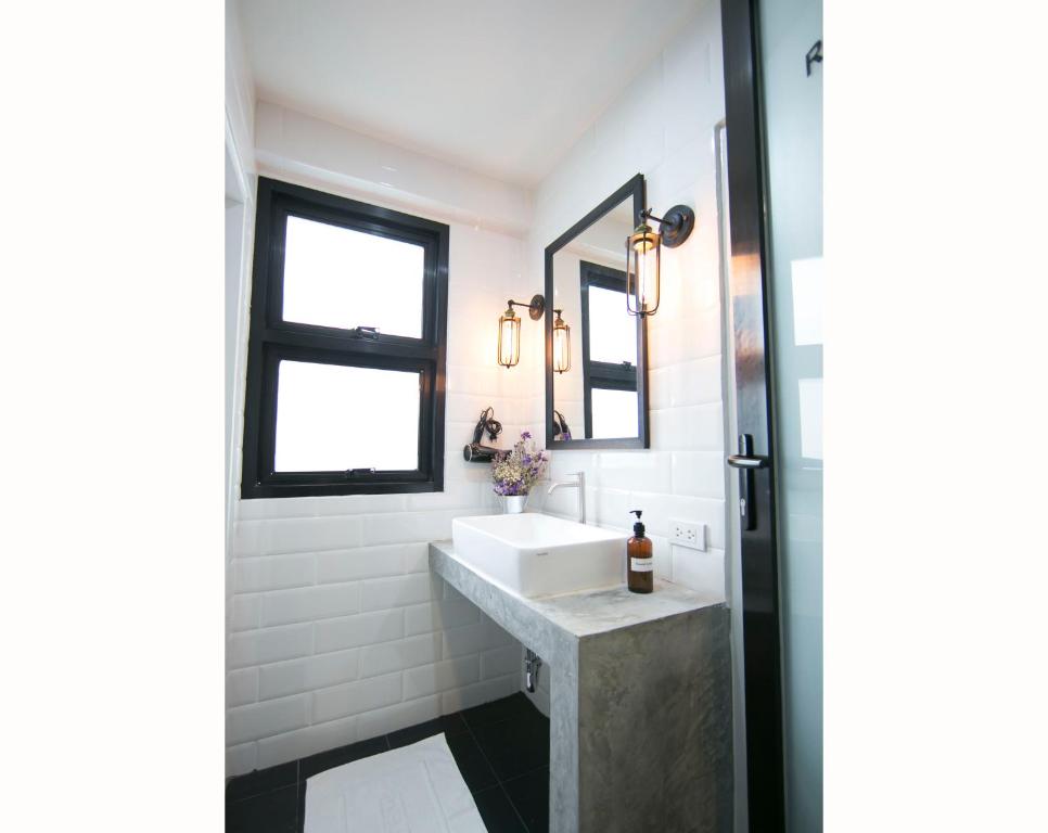 Lamurr Sukhumvit 41 Lamurr Sukhumvit 41