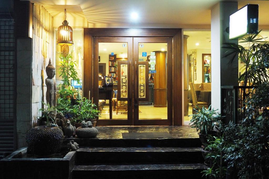 Baan Sukhumvit Soi 18 Baan Sukhumvit Soi 18