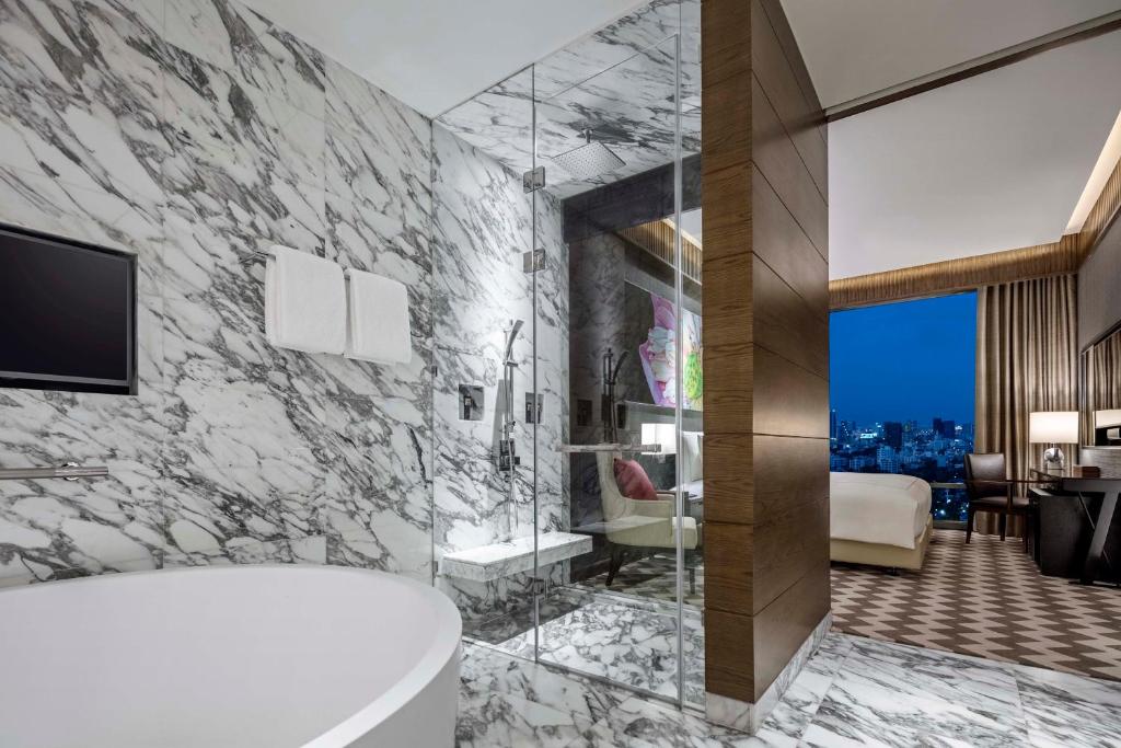 137 Pillars Suites Bangkok 137 Pillars Suites Bangkok