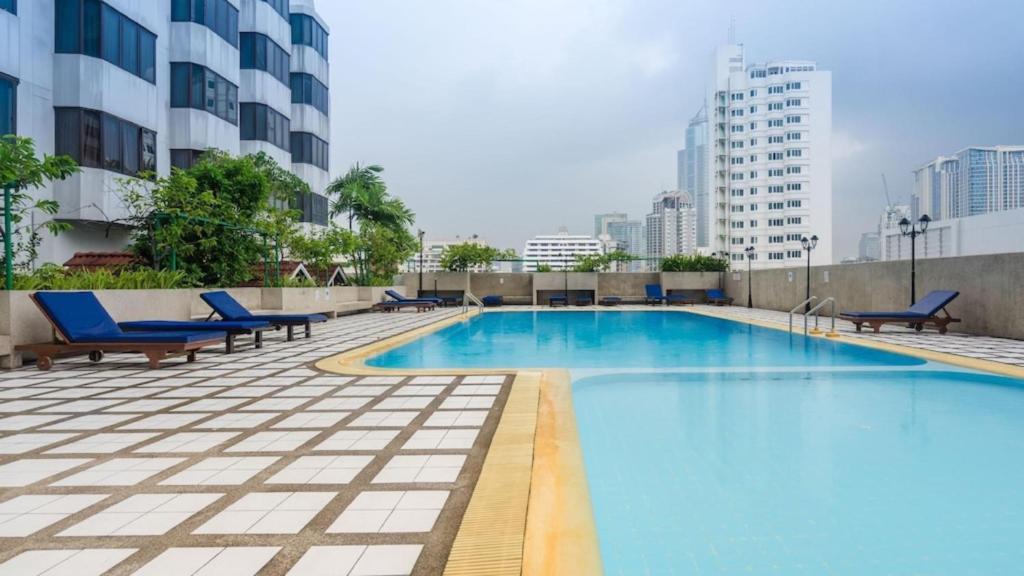Fully Furnished Omni Tower Apartments Nana - Sukhumvit soi 4 Fully Furnished Omni Tower Apartments Nana - Sukhumvit soi 4