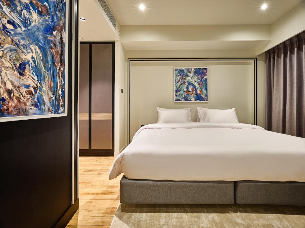 Floral Court Hotel & Residence Sukhumvit 13 Floral Court Hotel & Residence Sukhumvit 13