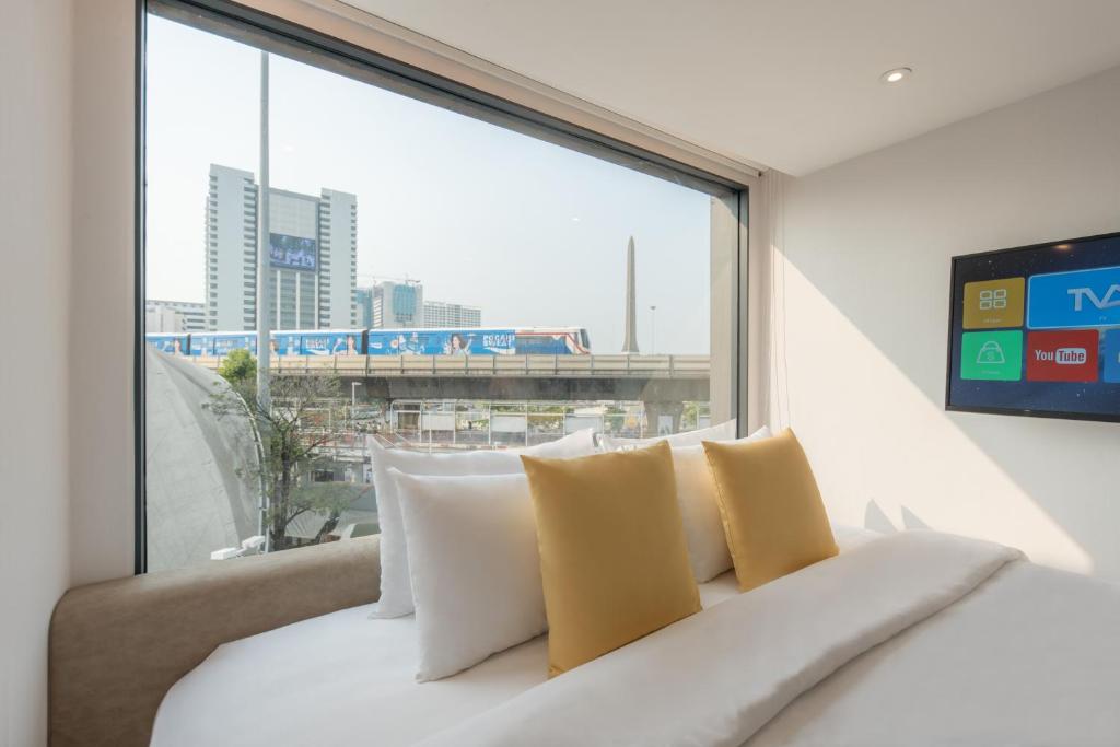 Yello Rooms Hotel Victory Monument Yello Rooms Hotel Victory Monument