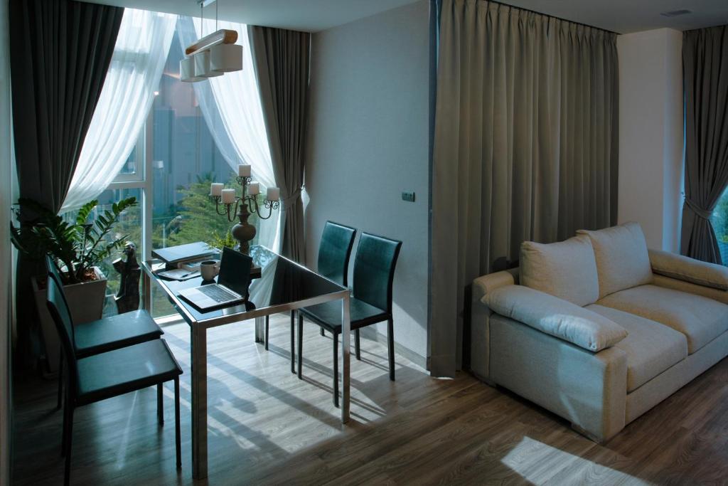 Olive Bangkok Hotel