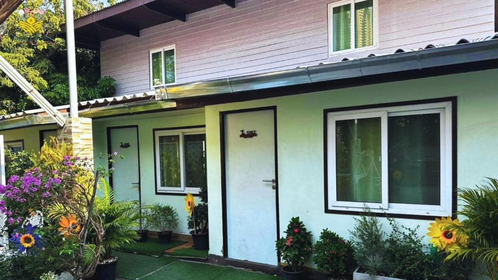 Magic Garden Residence Bangkok Magic Garden Residence Bangkok