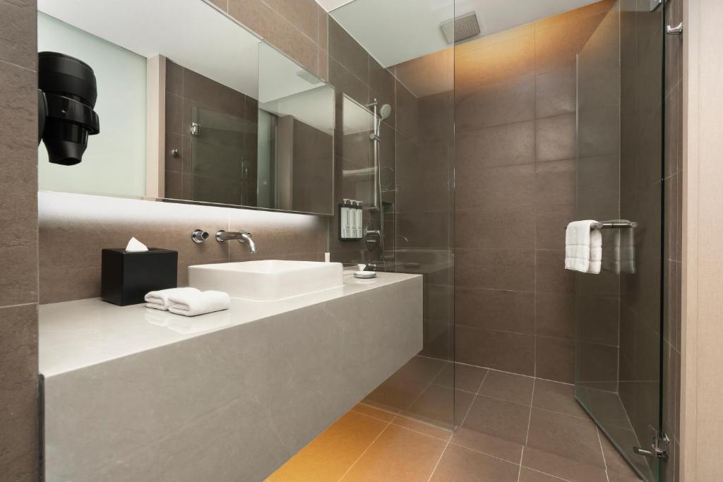 Hyatt Place Bangkok Sukhumvit 1 Hyatt Place Bangkok Sukhumvit 1