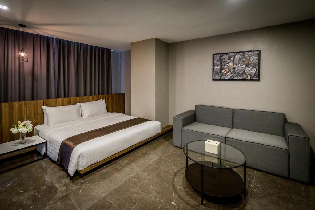 Onix Hotel Bangkok Onix Hotel Bangkok