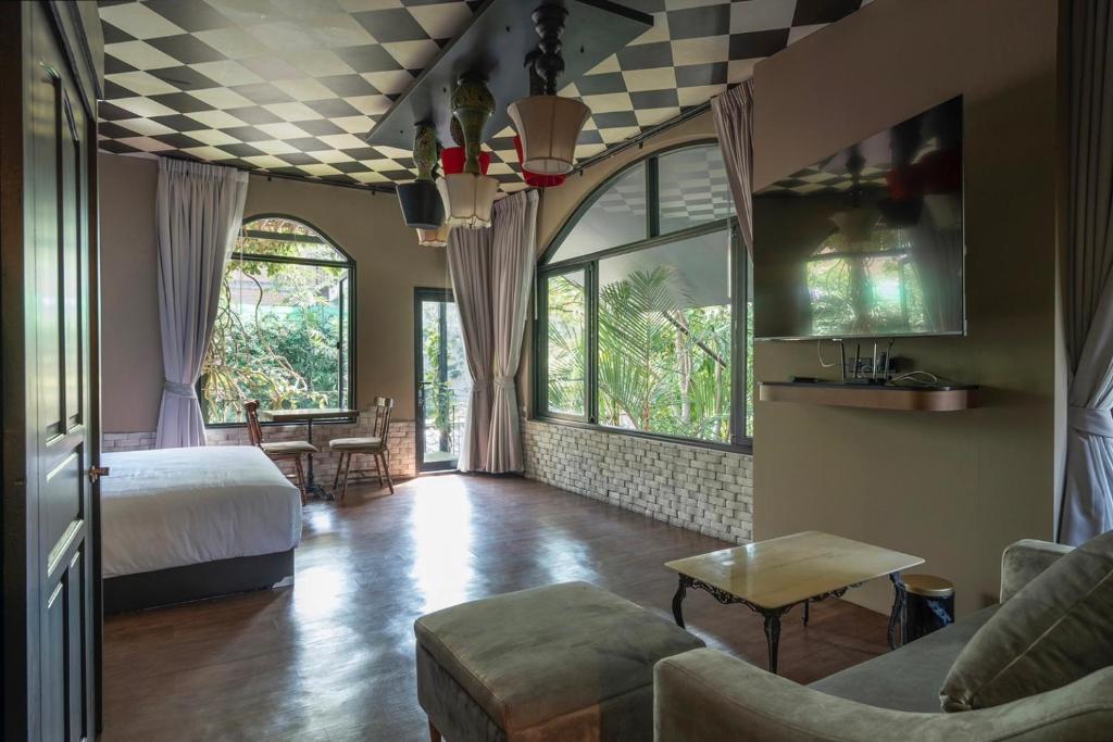 Bangkok Oasis Hotel