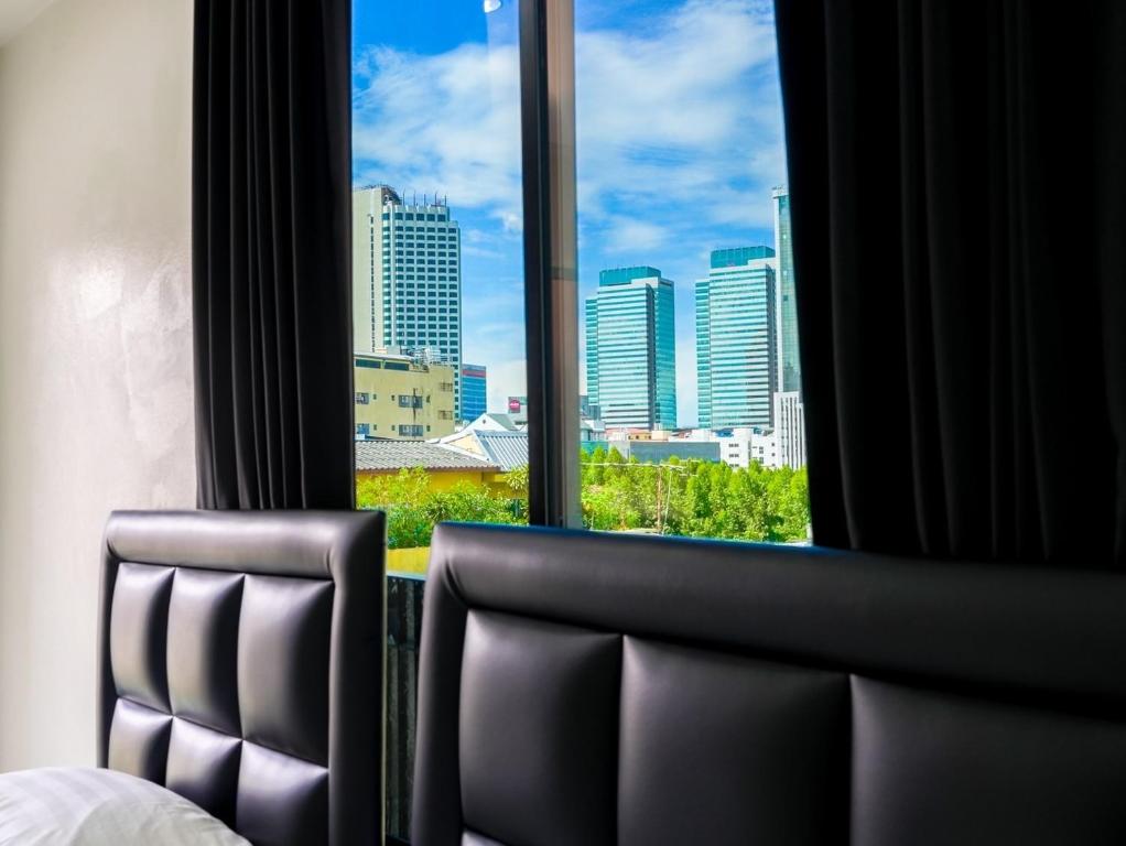 Suksomboon Residence Suksomboon Residence