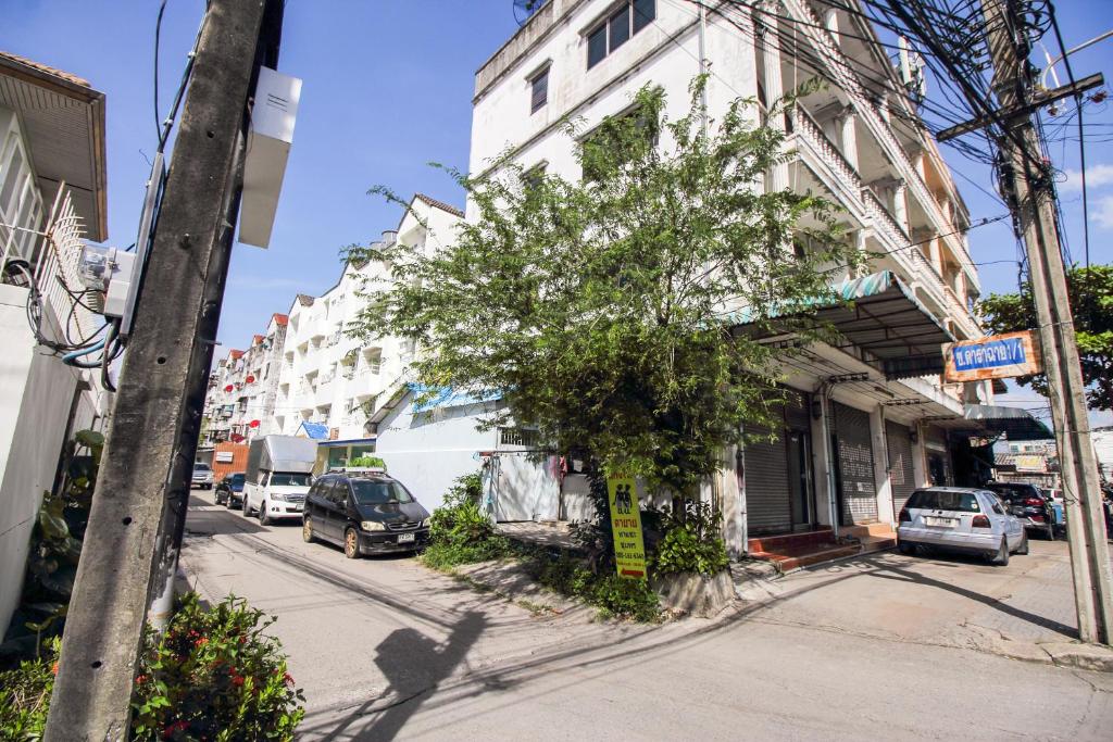 SLT Apartment Bangkok SLT Apartment Bangkok