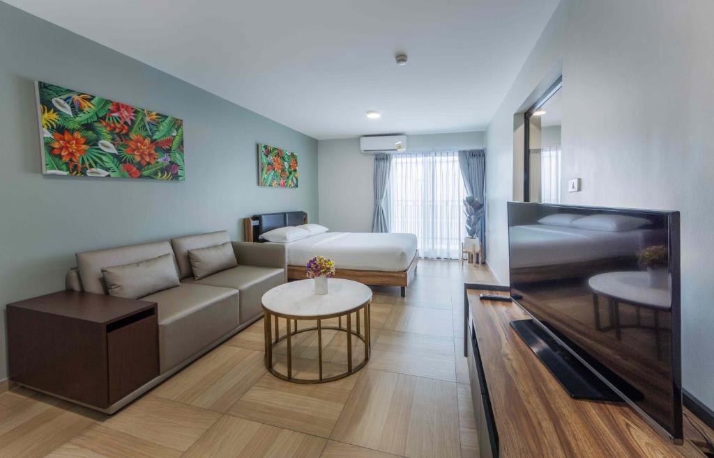 Chiva Bangkok Hotel - SHA Plus Chiva Bangkok Hotel - SHA Plus