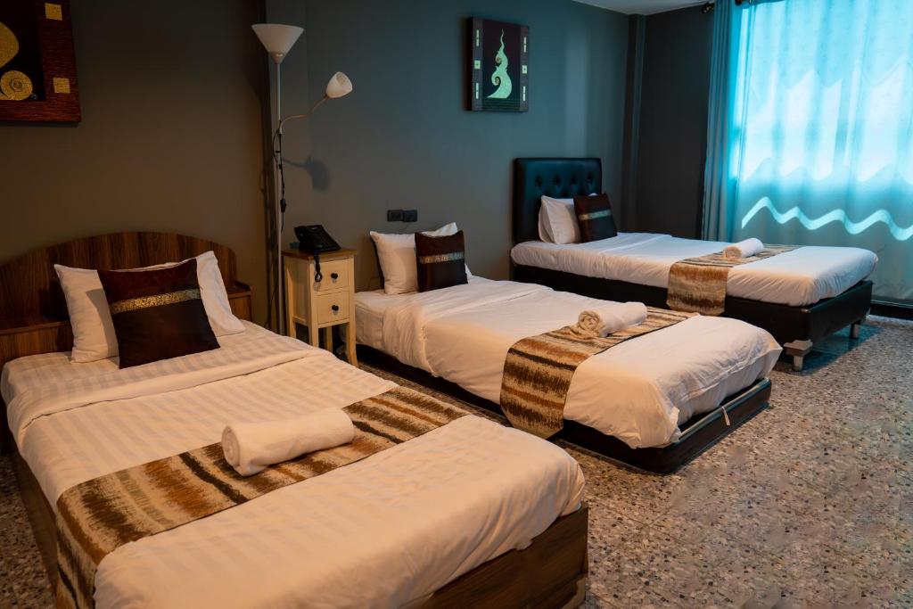 Anandpura Riverside Hotel