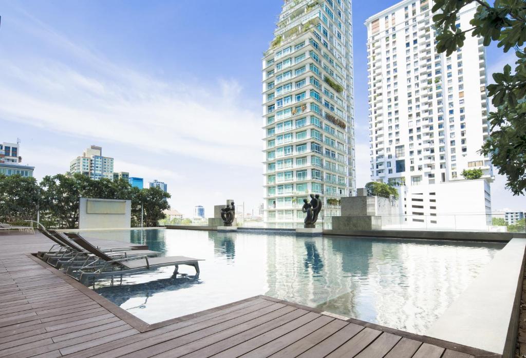 Ivy Thonglor 55