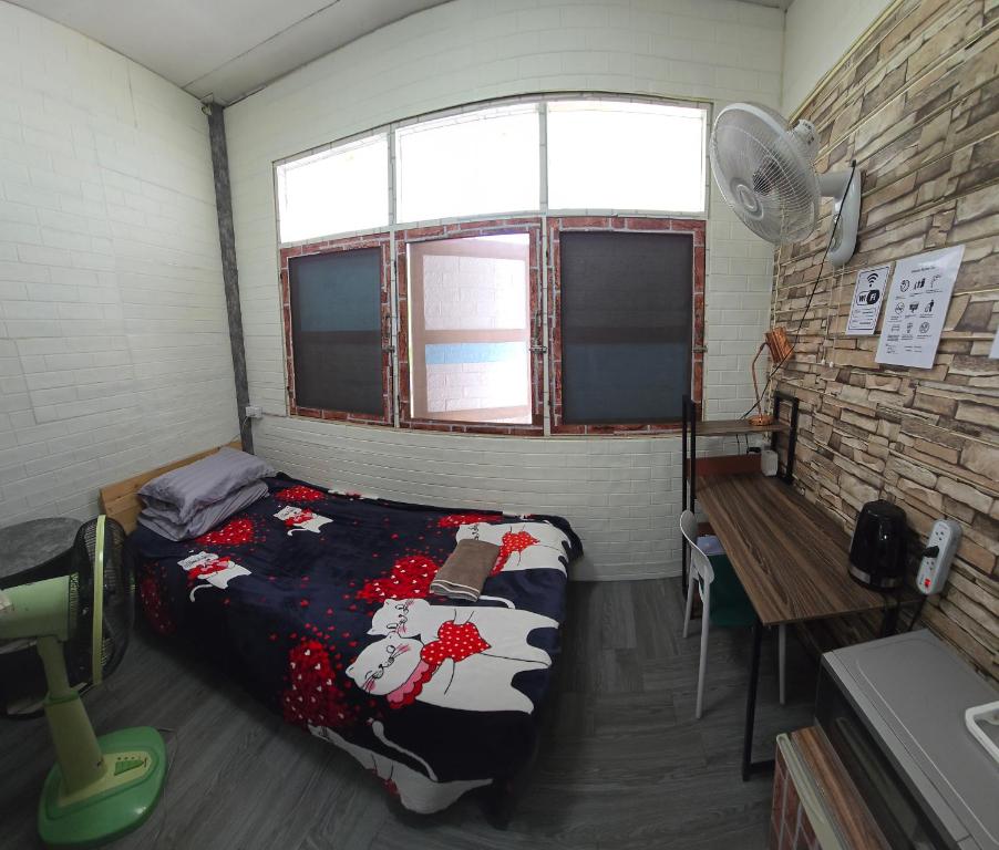 206 Olan Place Apartment with free Wi-Fi 206 Olan Place Apartment with free Wi-Fi