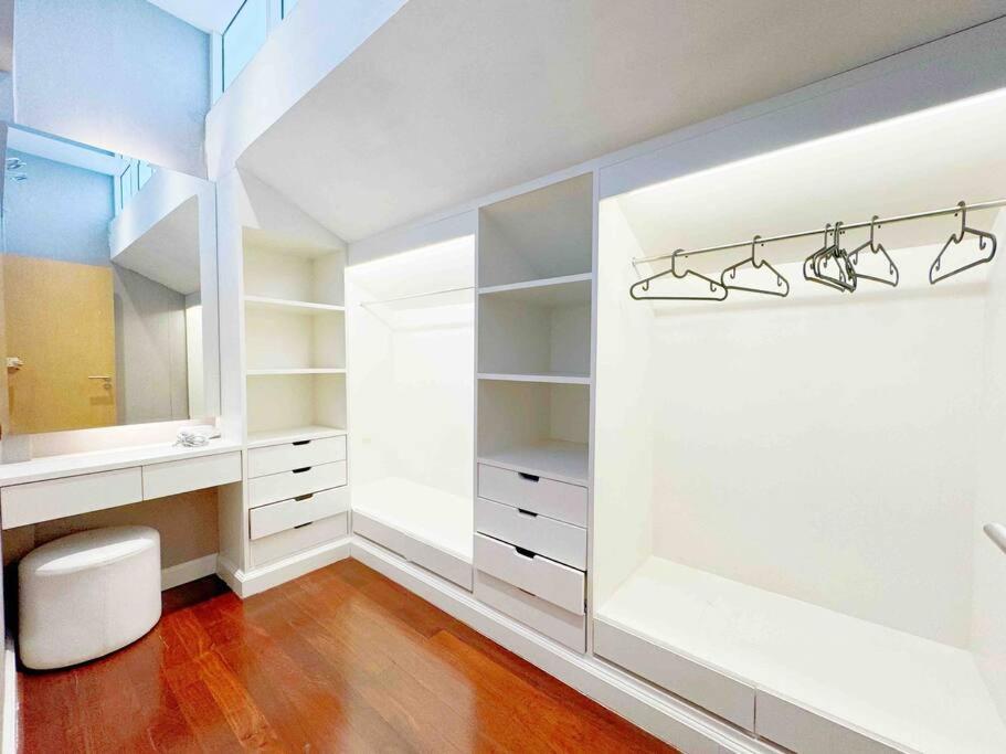 5BRHouse City centre Silom 3min to BTS Saint Louis