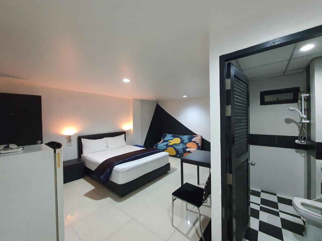 @Room Apartment