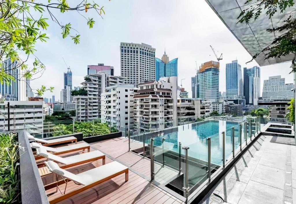 Circle REIN Sukhumvit 12 Bangkok Circle REIN Sukhumvit 12 Bangkok