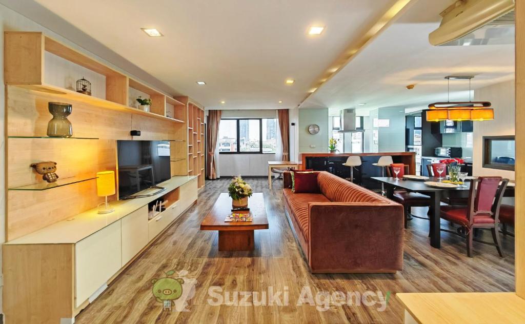 W8 Condo, LUXE 2 Bedroom Private floor, Best Hip Central Bangkok area, 5 mins from Thonglo BTS station W8 Condo, LUXE 2 Bedroom Private floor, Best Hip Central Bangkok area, 5 mins from Thonglo BTS station