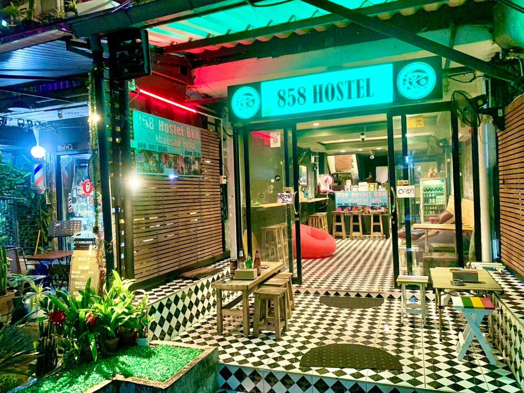 858hostel bkk in khaosan road 858hostel bkk in khaosan road