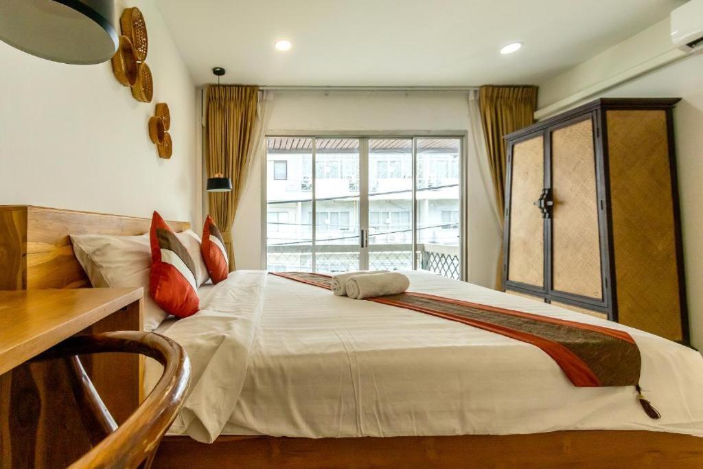 Narastay @ Phrom Phong