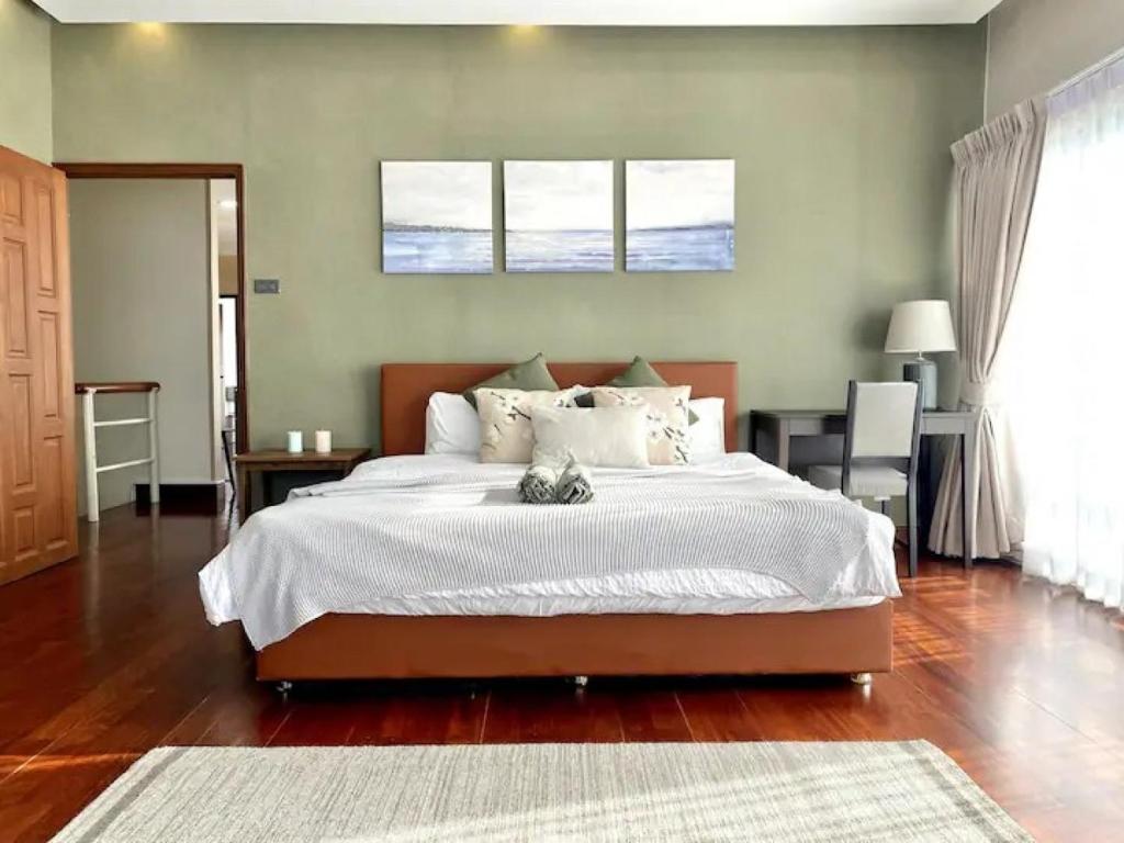 3 Bedroom panoramic penthouse with kitchen 3 Bedroom panoramic penthouse with kitchen