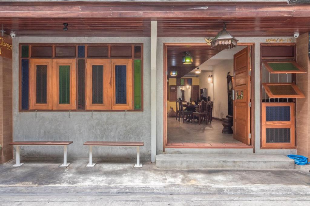 Banthat Thong Hostel Banthat Thong Hostel