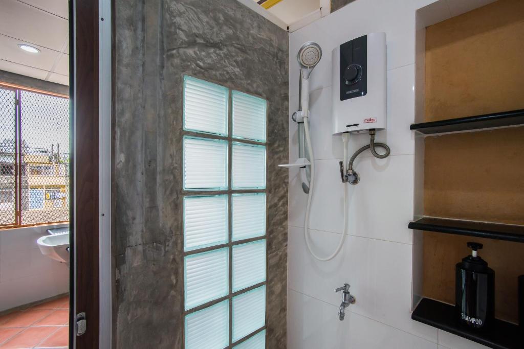 Banthat Thong Hostel Banthat Thong Hostel
