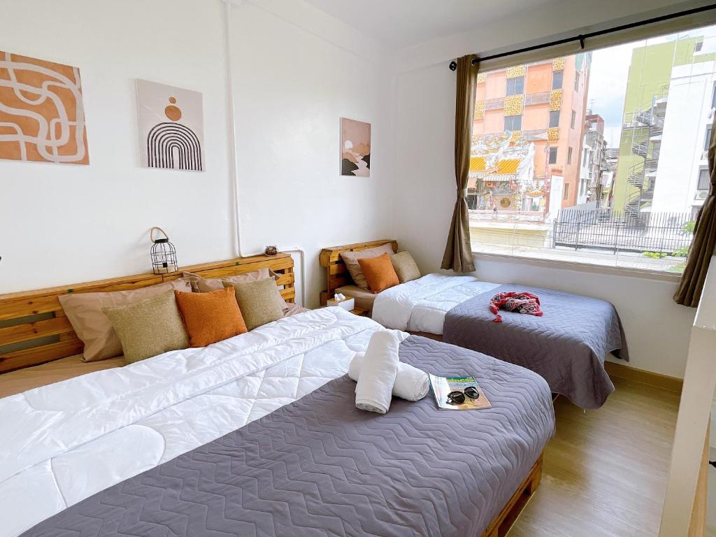 Lively and cozy canal house ,Entire house Lively and cozy canal house ,Entire house